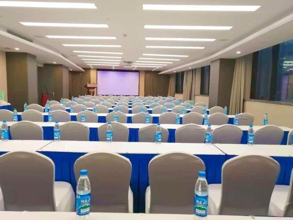 Rosedale Hotel Taicang Exterior photo